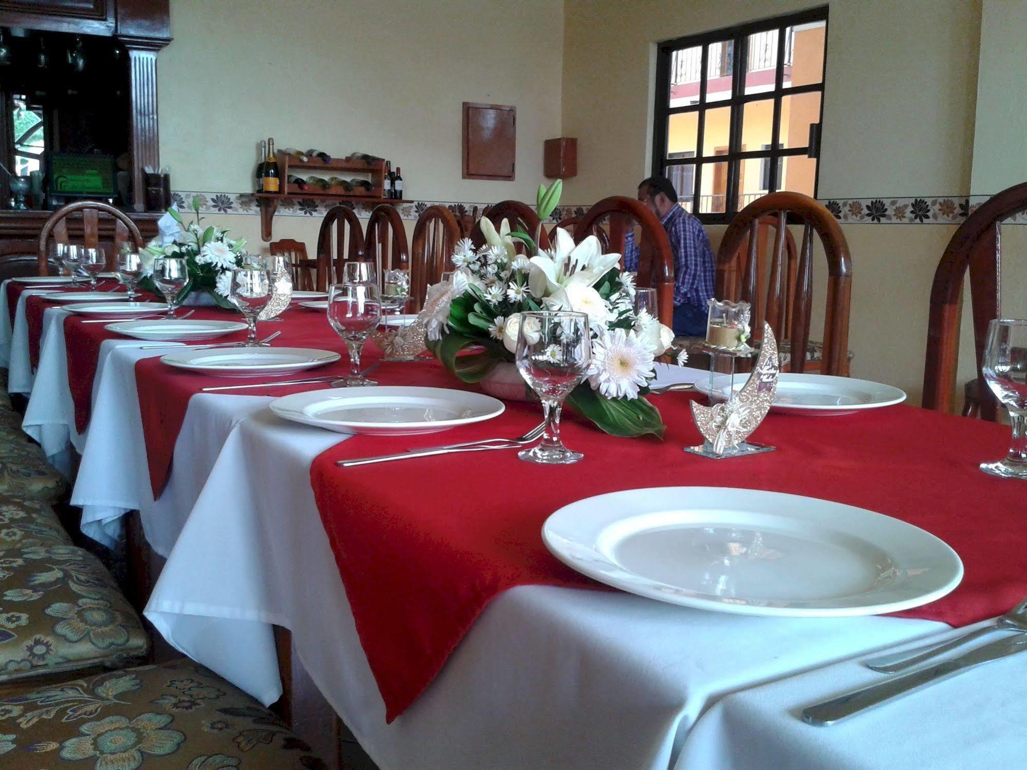 Hotel Arcos Del Parque Acayucan Zewnętrze zdjęcie