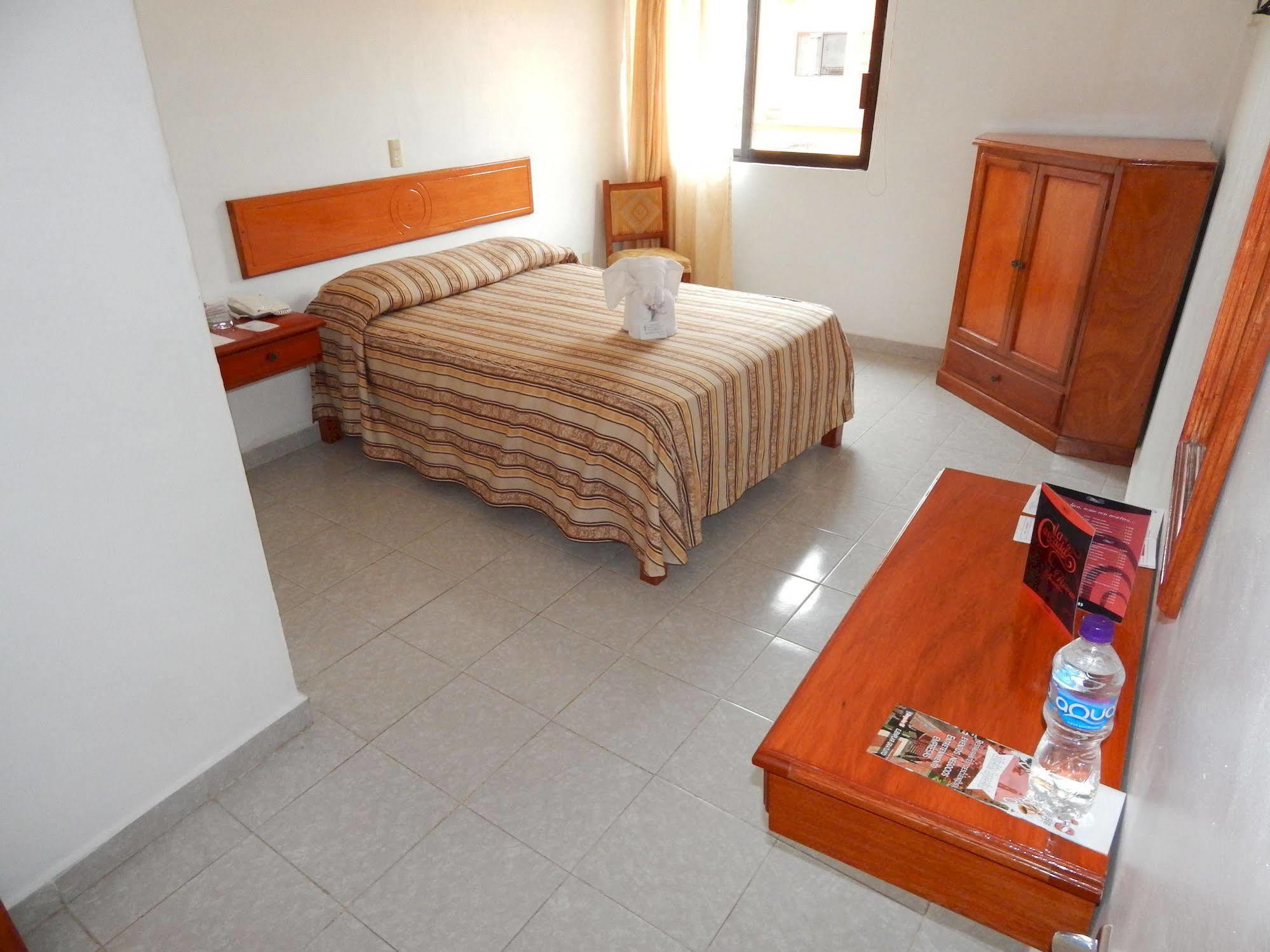 Hotel Arcos Del Parque Acayucan Zewnętrze zdjęcie